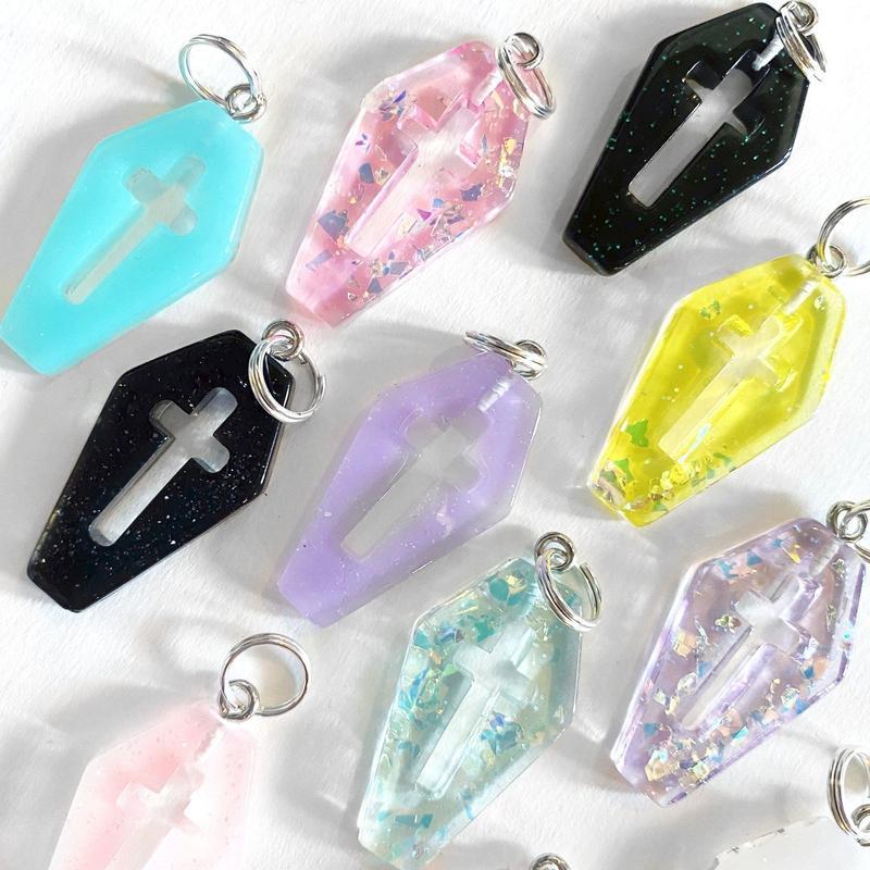 Rhinestones Sport Themed Roller Skate Floating Charms for Necklace - China Floating  Charms and Fashion Charm price